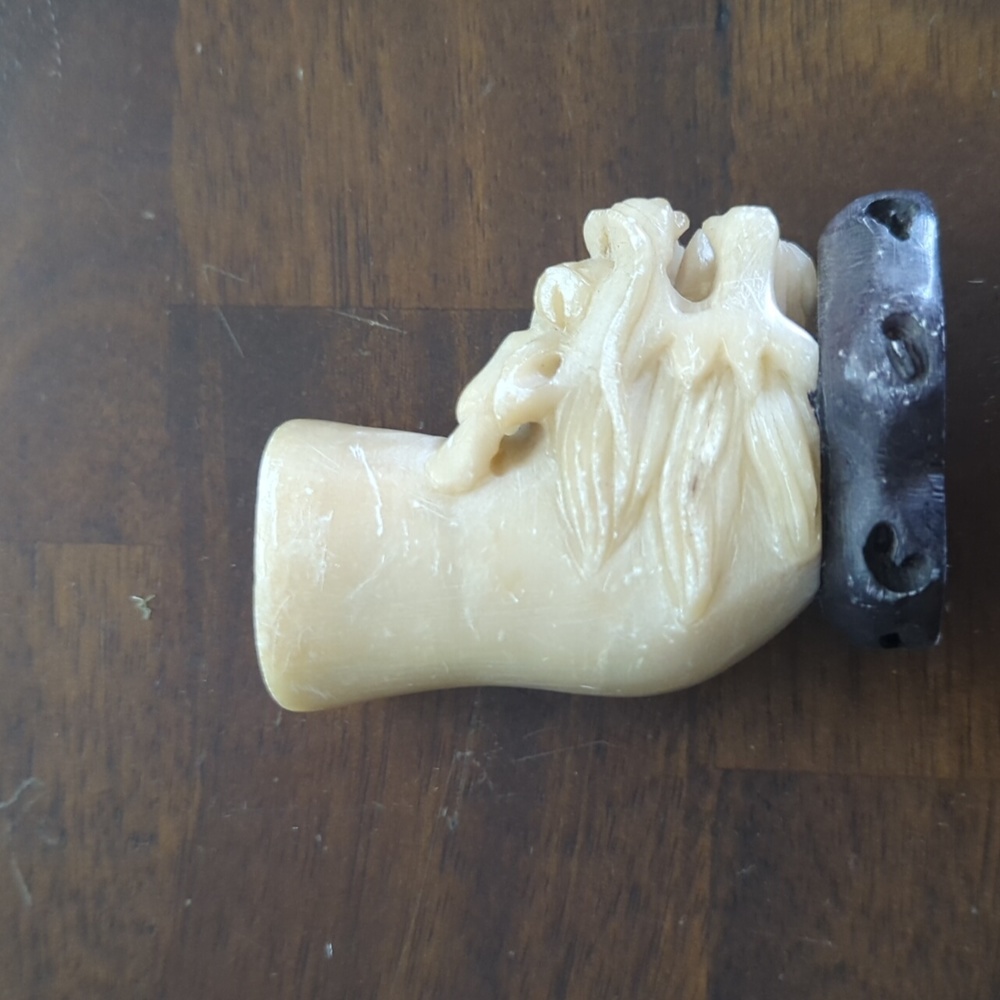 Candle holder